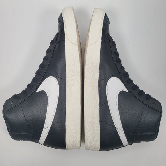 Nike Blazer Mid 77 Men's Black Sneakers BQ6806-002 US Size 11 - Picture 6 of 8